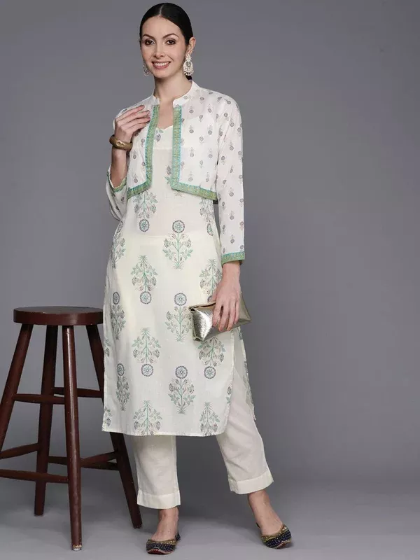 Ahalyaa Floral Printed Regular Pure Cotton Kurta with Trousers & Jacket - S