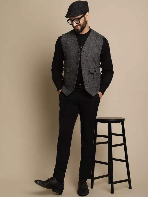 Even Apparels Men's Grey Woolen Waistcoat With Patch Pocket - XS