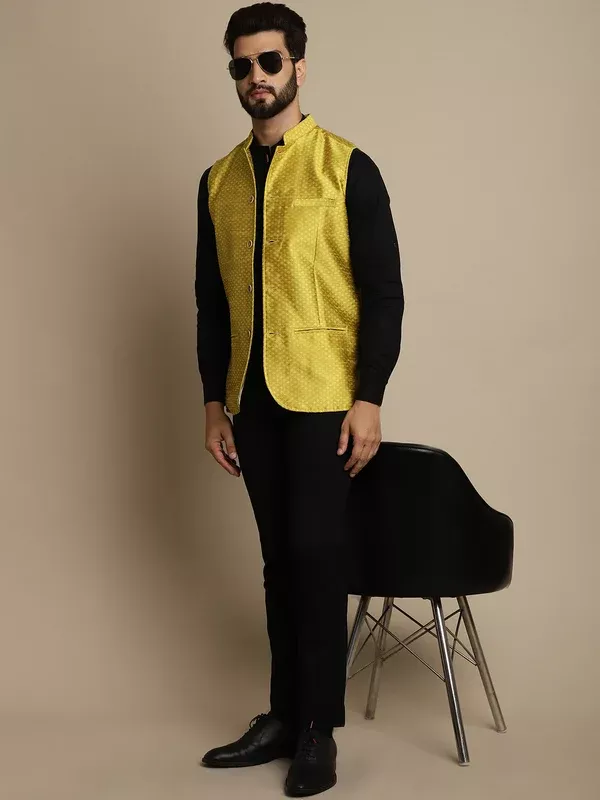 Even Apparels Men's Yellow Mandarin Collar Waistcoat - XS