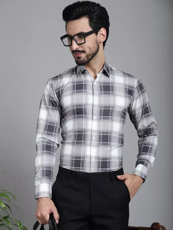 Indian Needle Men's Checked Formal Shirt - Grey - S