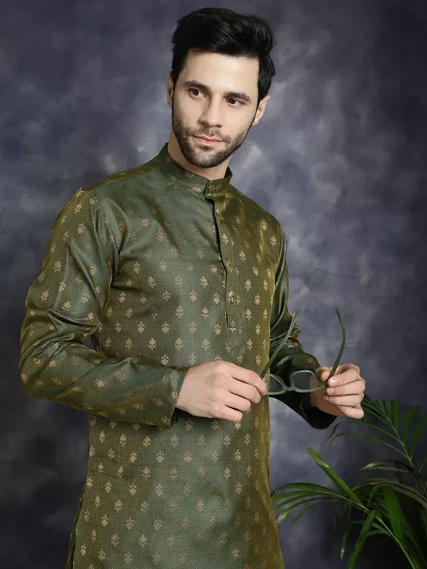 Jompers Men's Woven Design Silk Blend Kurta - Olive - S
