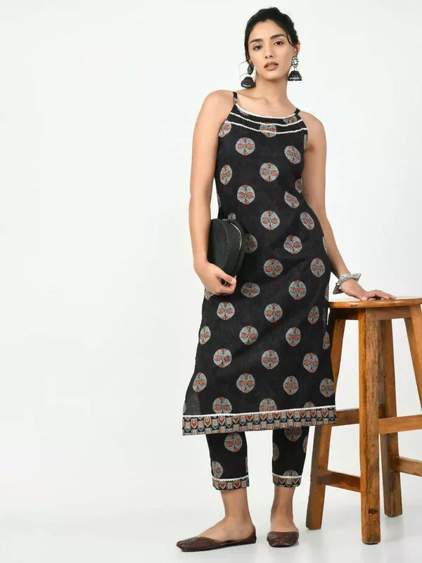 Myshka Women's Black Printed Kurta With Trouser - S