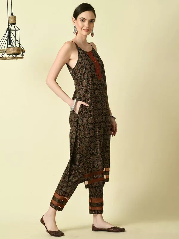 Myshka Women's Multi Straight Printed Kurta - S