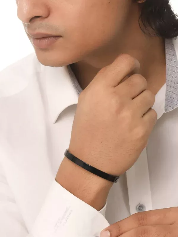 NVR Men's Black Metal Interlock Kada Bracelet - One size