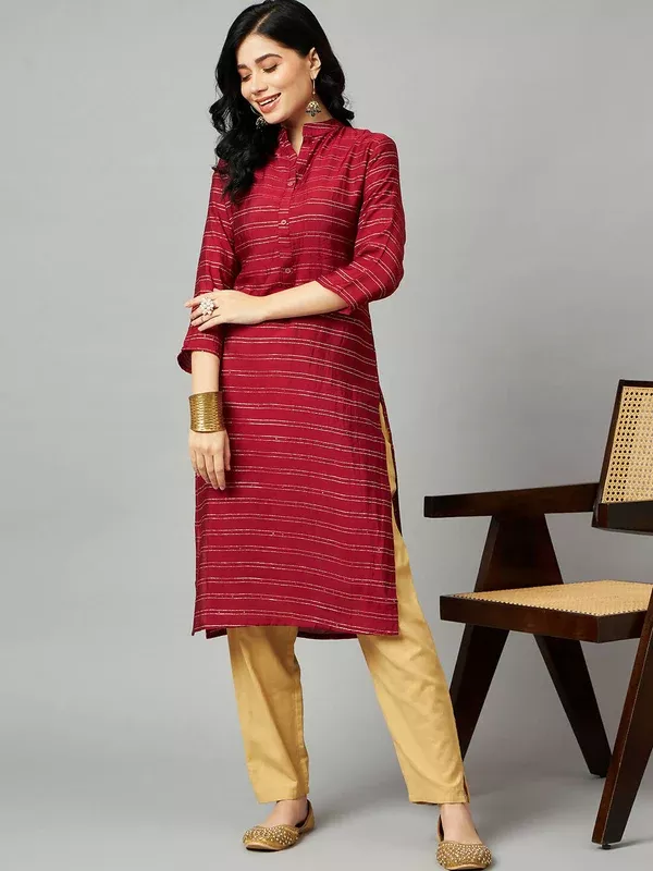 Red Poly Cotton Texture Straight Kurta - Sabella - M