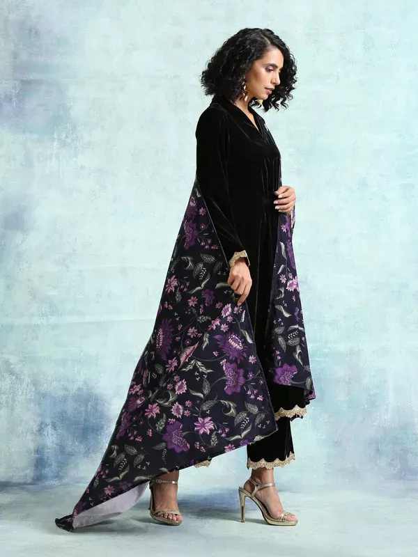trueBrowns Black Printed Velvet Shawl - Freesize