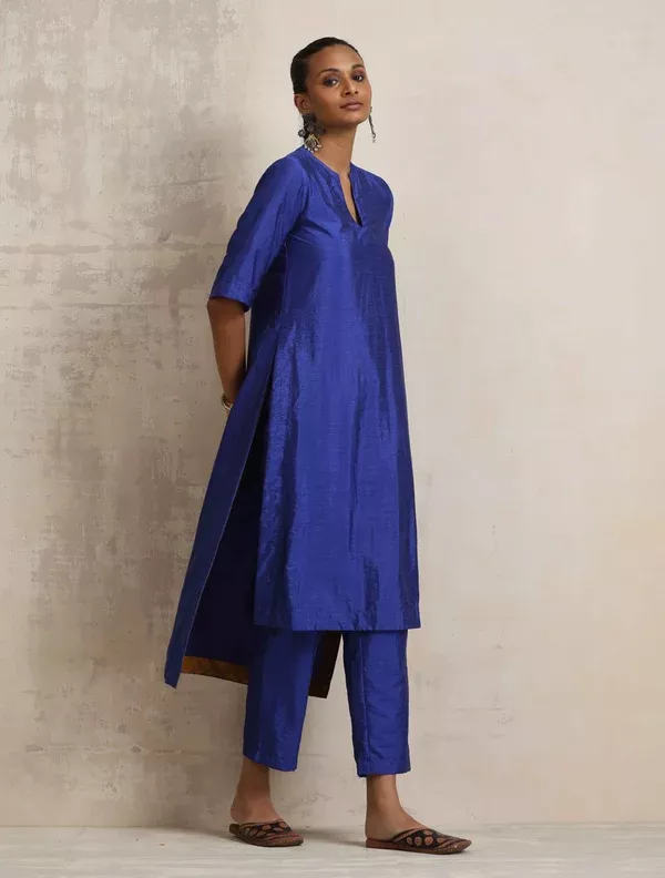 trueBrowns Blue Silk High Slit Kurta Set - 2XS