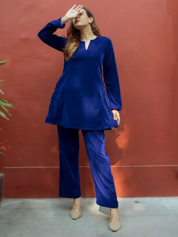 trueBrowns Blue Solid Velvet Co-Ord Set - 2XS