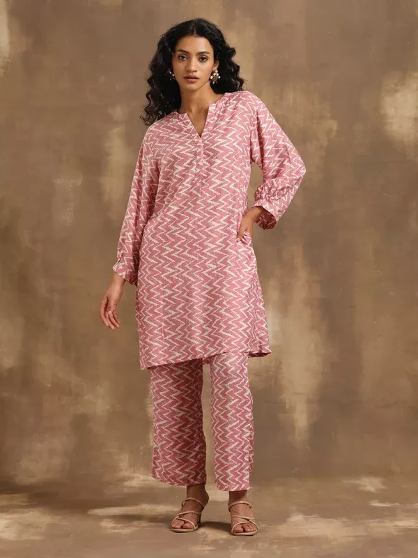 trueBrowns Light Mauve Zig-Zag Printed Silk Co-Ord Set - 2XS