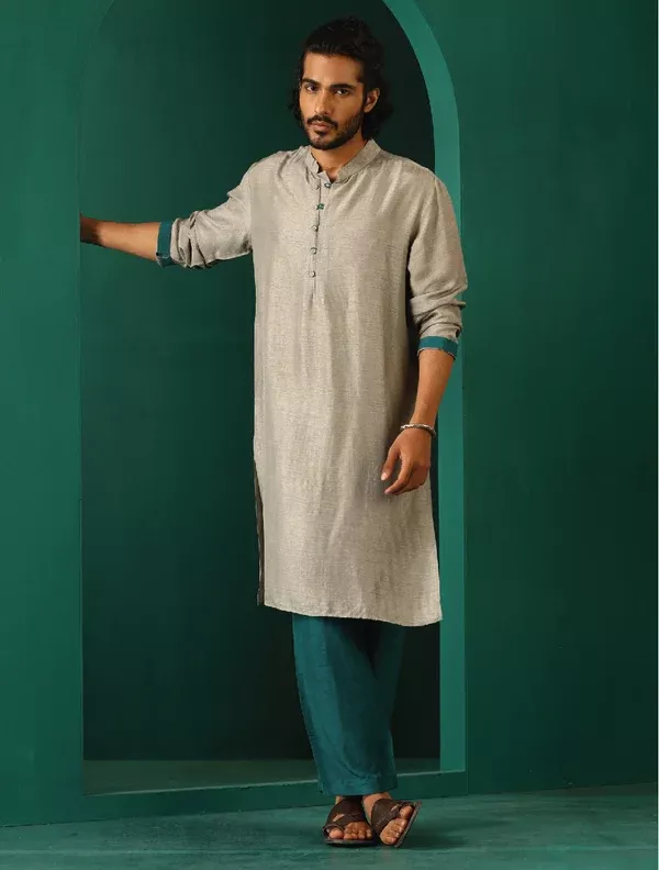 trueBrowns Men's Grey Silk Long Kurta - XS