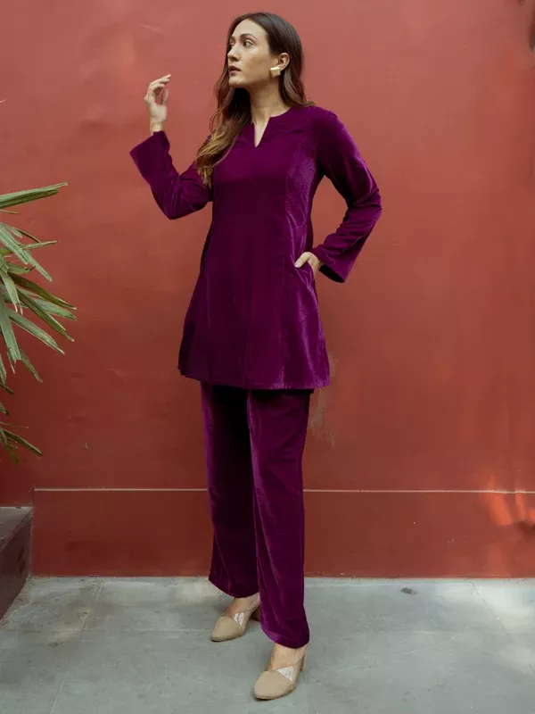 trueBrowns Wine Solid Velvet Co-Ord Set - 2XS